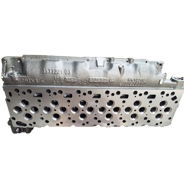 China Factory in Stock ISDe Diesel Engine Parts Cylinder Head 4936081 5361593
