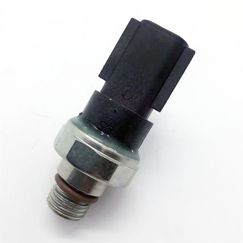 Original Hot Sale ISLE ISDE Diesel Engine Parts Oil Pressure Switch Sensor 4076930